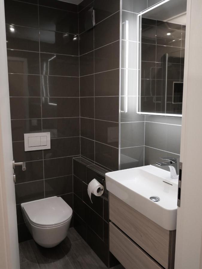 Moderne Wohnung An Toller Lage In ラア エクステリア 写真