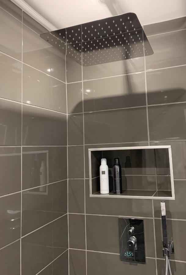 Moderne Wohnung An Toller Lage In ラア エクステリア 写真